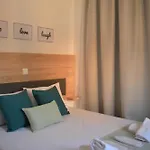 Apartment Bay