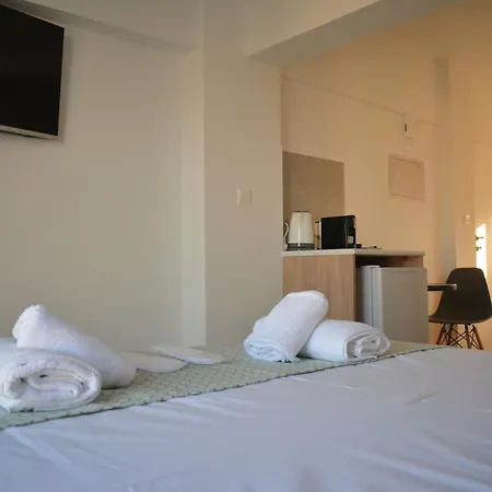 Bay Apartment *