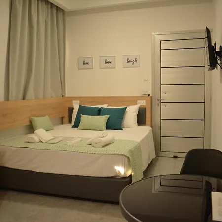 Bay * Πρωταράς