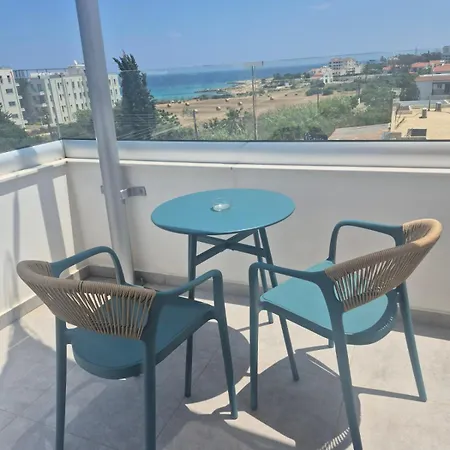 Bay Apartment